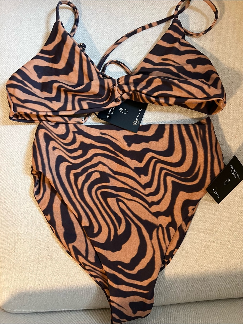 Skatie swim